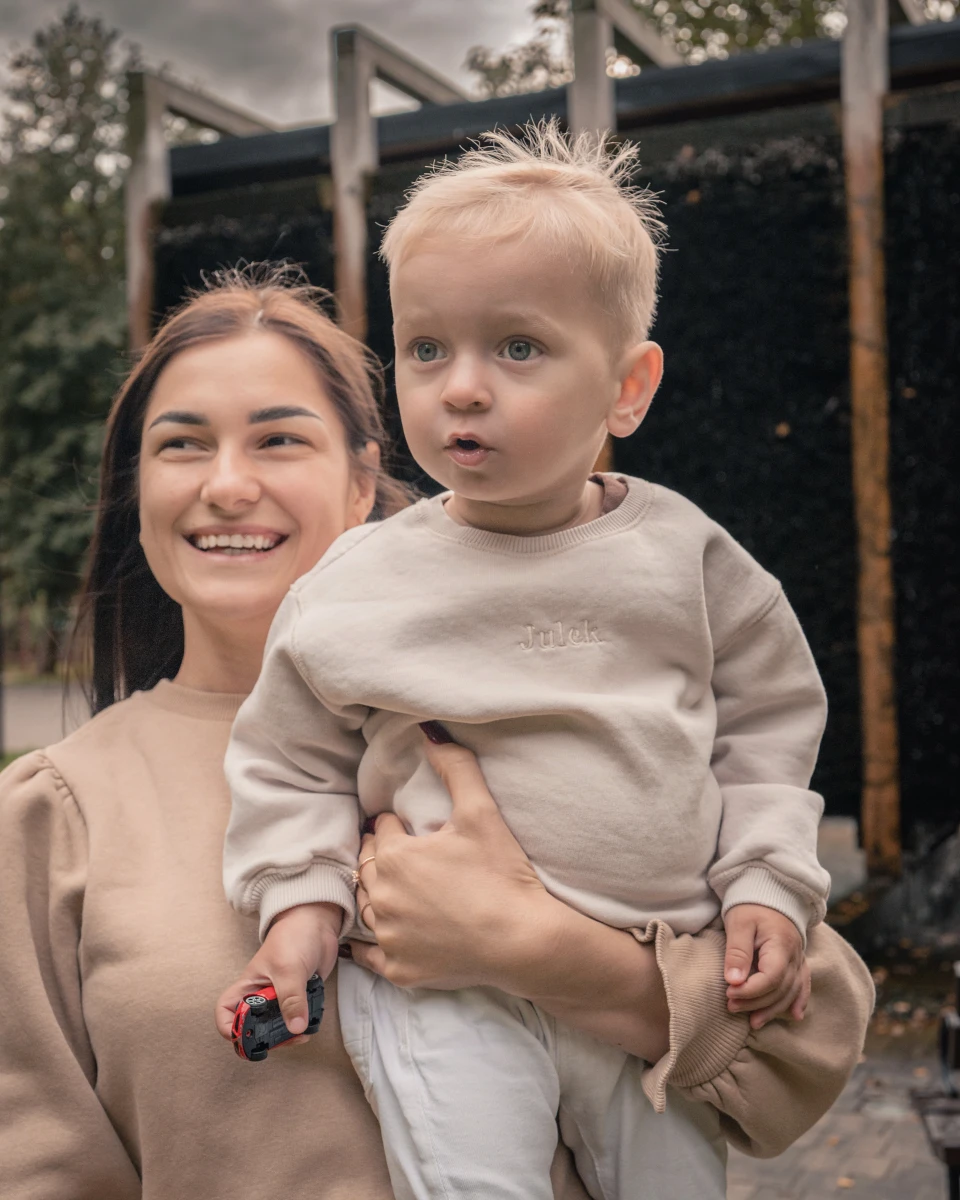 zdjęcia mlawa fotograf spychak-viktor portfolio sesja-zdjeciowa-rodzinna-dla-matki-i-syna
