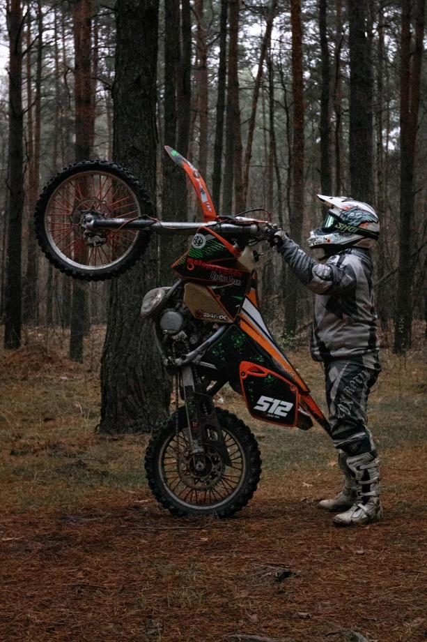 zdjęcia chelm fotograf studio-foto-grafik-karolina-szwalikowska portfolio fotografia-motoryzacyjna