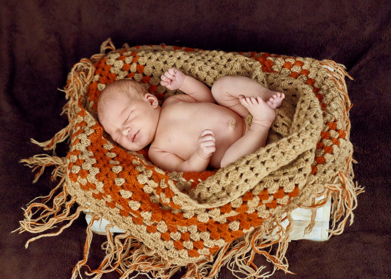 fotograf wyszkow studio-fotografii-borowieccy portfolio zdjecia noworodkow sesje noworodkowe niemowlę