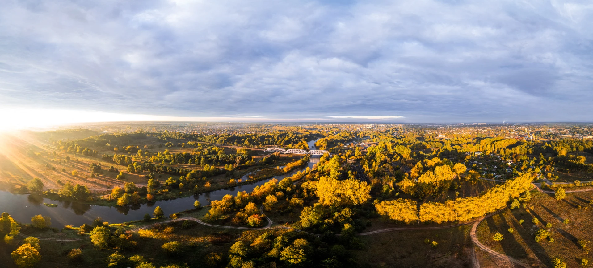 zdjecia tomaszow-mazowiecki fotograf studio-jaskrawo portfolio fotografia-dronowa-zdjecia-z-drona