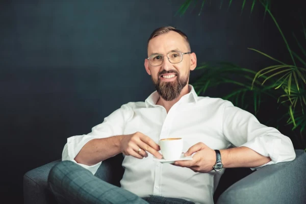 zdjecia  fotograf studio-kuba portfolio sesje-biznesowe-wizerunkowe