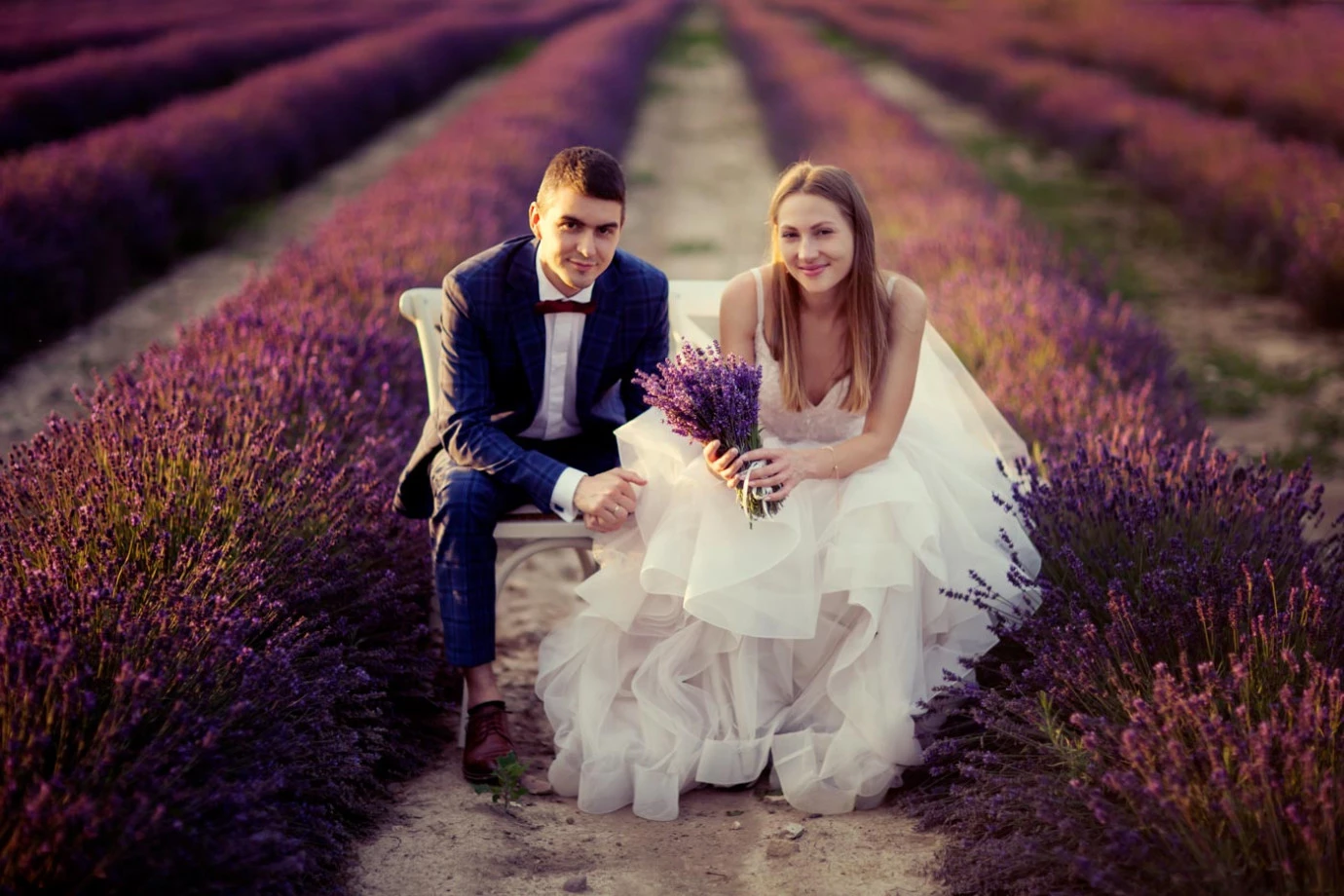 zdjecia kielce fotograf tomasz-suszczynski-fotografia-slubna portfolio slubny panna-mloda suknia-slubna sukienka odziez-slubna fotografia kwiat odziez