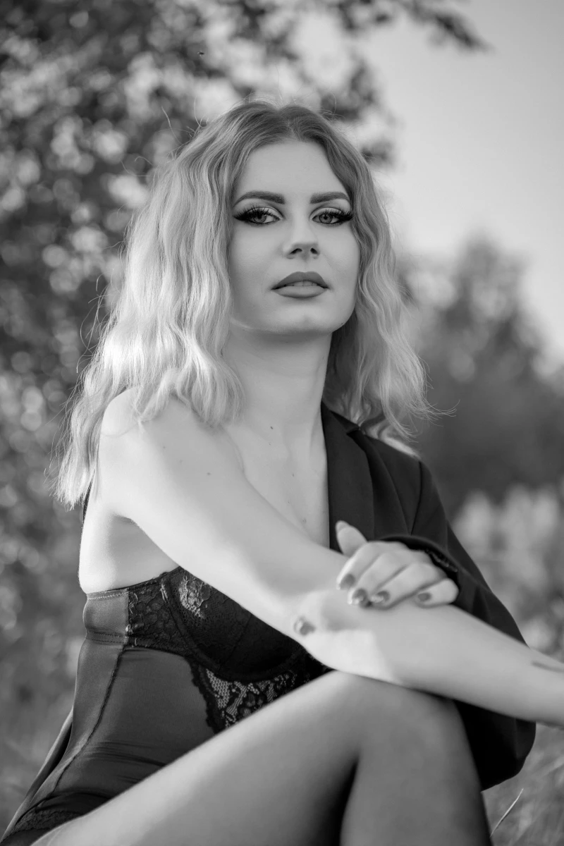 zdjęcia rogozno fotograf weronika-pstryka-fotki portfolio sesja-kobieca