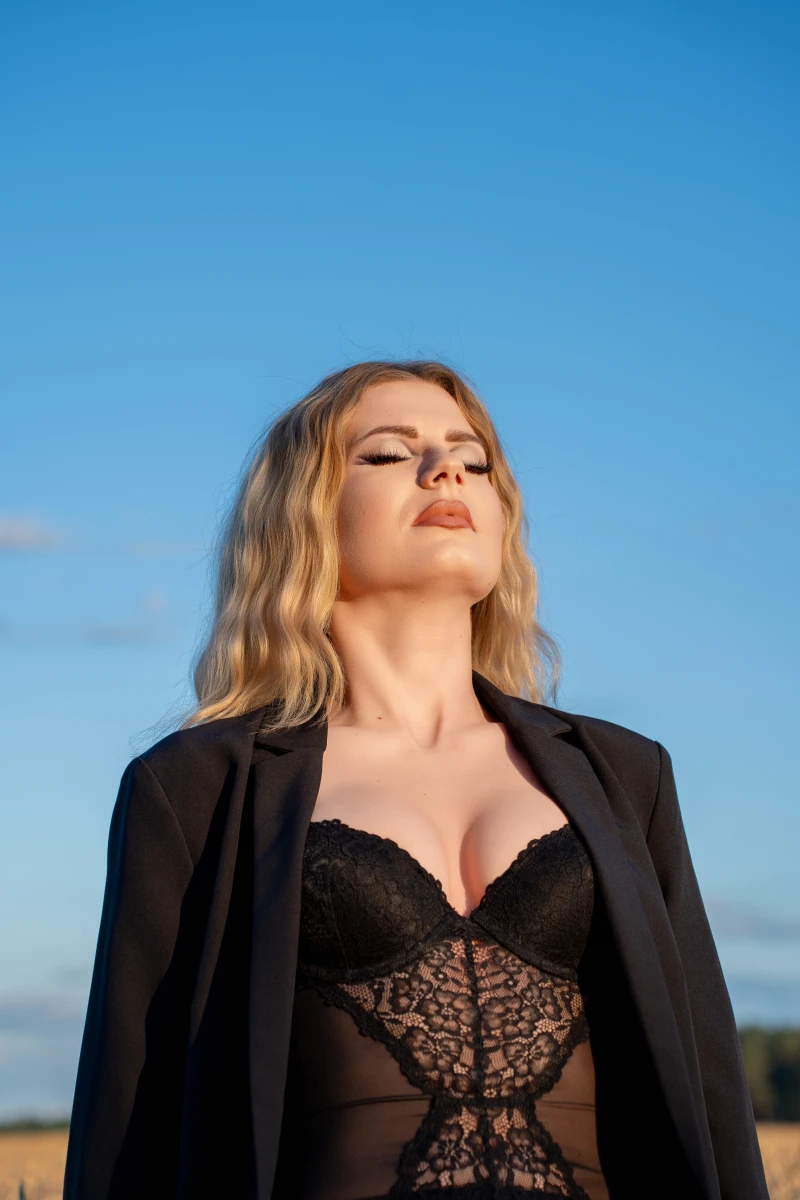 zdjęcia rogozno fotograf weronika-pstryka-fotki portfolio sesja-kobieca
