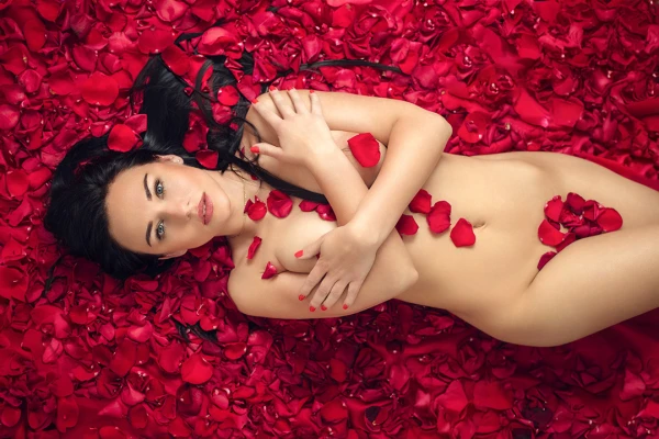 zdjecia  fotograf zbyszek-twardowski portfolio nagosc-zakryta boudoir-fotografia-buduarowa sesja-kobieca