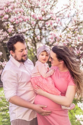 zdjecia  fotograf zuzanna-rokwisz portfolio fotografia-rodzinna wiosenne-sesje-zdjeciowe drzewo roslina kwiat