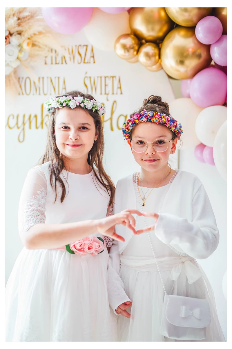 zdjęcia warszawa fotograf zuzanna-wyzykowska portfolio komunia-swieta